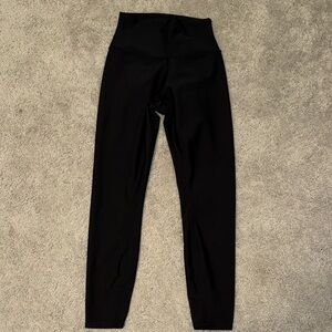 ALO Yoga black 7/8 Leggings